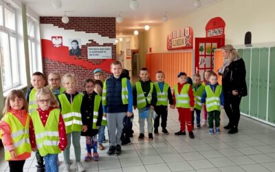 Z wizytą w Szkole Podstawowej – Grupa Biedronki
